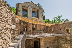 Unclassified image, 4 of 17, button - Vrbo Property (Saint-Jean-du-Gard)