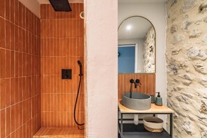 Shower, hair dryer, towels, soap - The mill in the Cévennes (Saint-Jean-du-Gard)