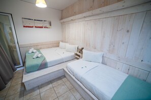 1 chambre, fer et planche à repasser, Wi-Fi gratuit, draps fournis