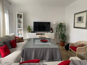 Living area - Cozy house in Seville with patio, terrace and 3 bedrooms (Sevilla)