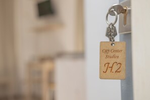 Interior detail - City Center Studio |H2 (Iraklio)