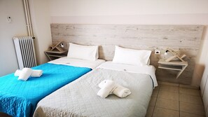 1 chambre, fer et planche à repasser, Wi-Fi gratuit, draps fournis