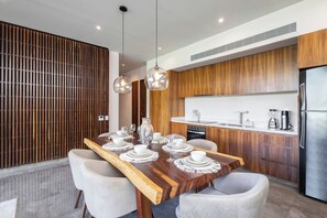 Private kitchen - Chic 3BR w/ Private Pool, Gym and Stunning Views (Tulum)