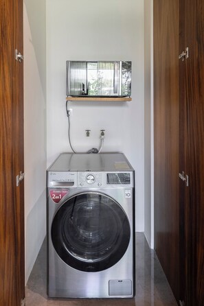 Interior - Chic 3BR w/ Private Pool, Gym and Stunning Views (Tulum)