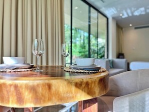 Dining - Chic Large Studio. Private Garden, Fast Wi-Fi AC (Tulum)
