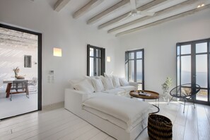 TV, fireplace, stereo, offices - Houses G & Y in Kardiani , Tinos (Kardiani)