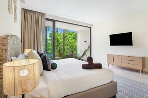 1 bedroom, WiFi, bed sheets - Tulum Getaway · Chic Studio + Pool Access (Tulum)
