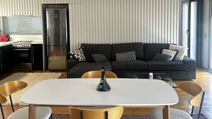 Dining - Spacious stylish flat at acropolis area! (Athina)