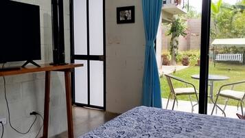 1 chambre, fer et planche Ă repasser, Wi-Fi, draps fournis