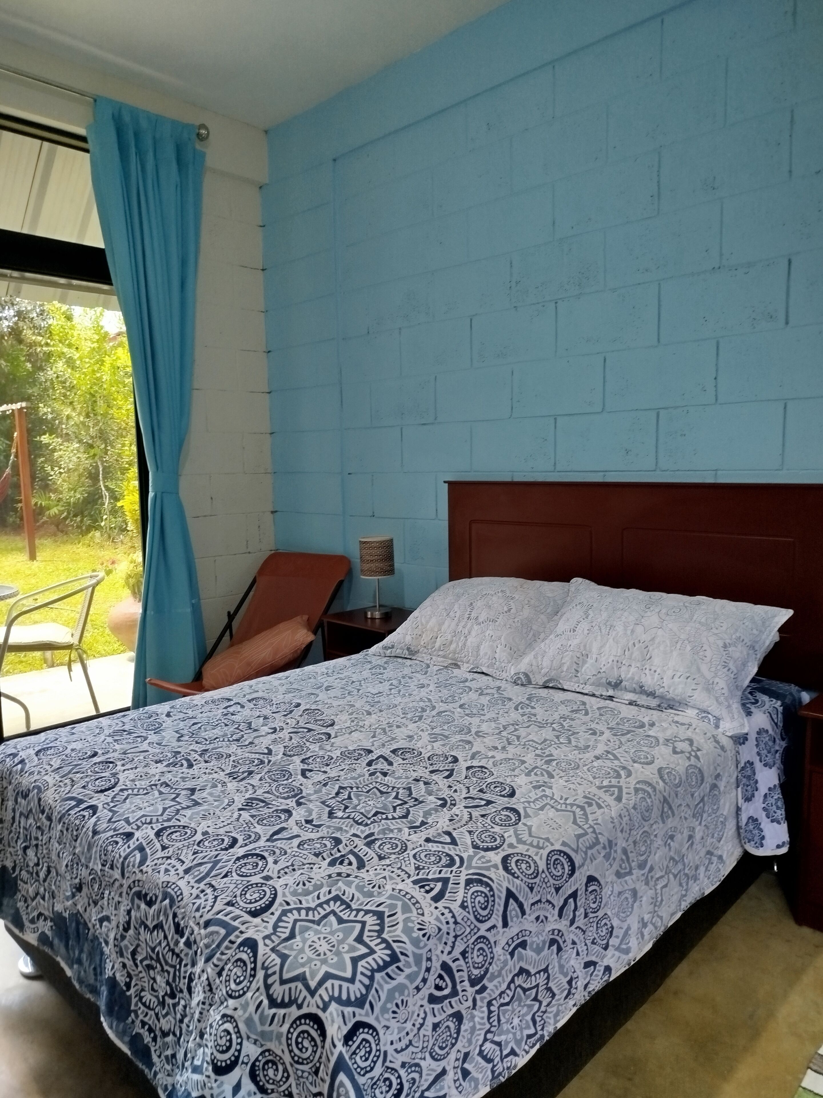 1 chambre, fer et planche à repasser, Wi-Fi, draps fournis