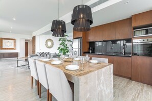 Private kitchen - Lavish 3 BD Apartment with Private Pool (Tulum)