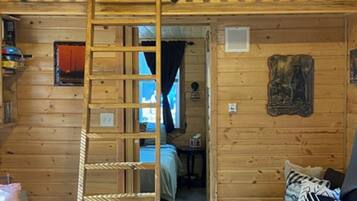 1 Schlafzimmer, Reisekinderbett, kostenloses WLAN, Bettwäsche