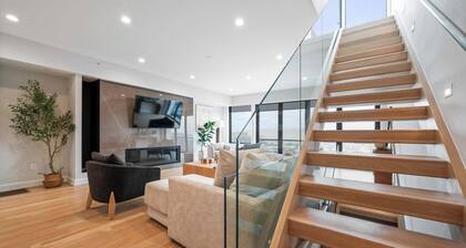 Modern Luxury Townhome with NYC Views