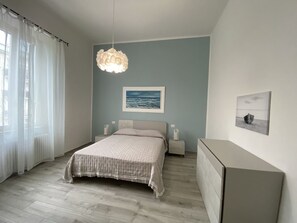 2 bedrooms, free WiFi - 5 bed places with parking space - ROSS2S-Rif. Ross2S (San Vincenzo)