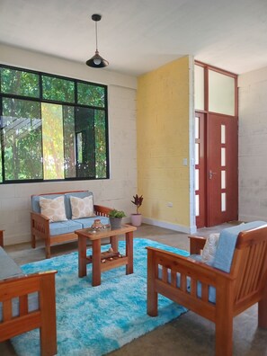 Interior - M&K House - KAR Double Room - 1 or 2 beds (Tarapoto)
