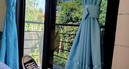M&K House - KAR Double Room - 1 or 2 beds