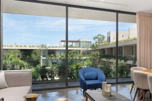 TV - Luxury Penthouse • Private Pool, Gym Access, Wi-Fi (Tulum)