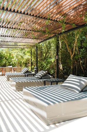 Terrace/patio - New eco chic 2 BD Apartment with jungle view (Tulum)