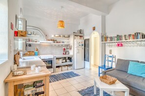 Interior - Family house , close to the sea (Paros)