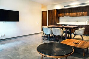 Niet-geclassificeerde afbeelding, 2 van 28, knop