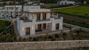 Exterior - Cozy Haven -Island Living Paros (Parasporos)