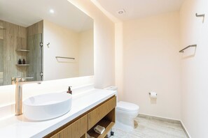 Bathroom - Top Floor Studio with Stunning Views and Balcony (Tulum)