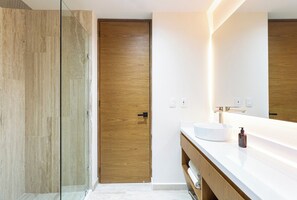 Hair dryer - Top Floor Studio with Stunning Views and Balcony (Tulum)