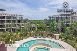 Pool - 2 Story Loft, Pool Access, King Bed, Gym and 7 Pools (Tulum)