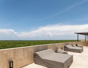 Luokittelematon kuva, 4 kautta 49, painike