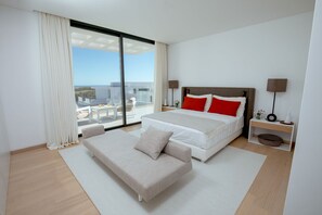3 Schlafzimmer, Bügeleisen/Bügelbrett, Reisekinderbett, Bettwäsche