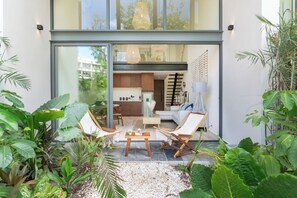 Interior - Modern Loft, Wi-Fi, Pool Access, Cowork and Gym! (Tulum)