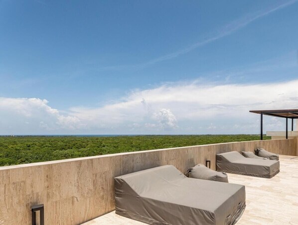 Terrace/patio - Tulum Loft, Chic Design, 7 Pools, Fast Wi-Fi and A/C (Tulum)