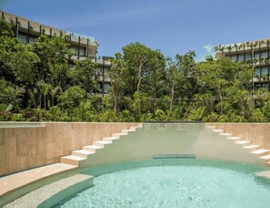 Immagine non classificata, 2 di 33, pulsante