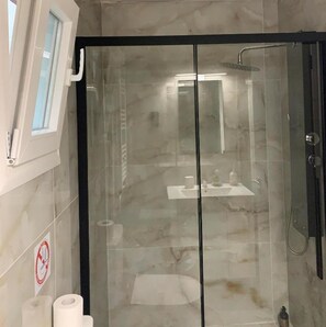 Shower, hair dryer, towels - Athenian Stay Trikoupi #1 Apartment (Athina)