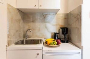 Fridge, coffee/tea maker - Athenian Stay Trikoupi #2 Apartment (Athina)
