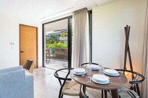 Luokittelematon kuva, 5 kautta 35, painike