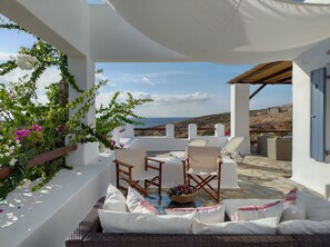 Terrace/patio - Seaside Villa- Island Living Paros- (Parasporos)