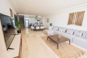 Immagine non classificata, 3 di 42, pulsante