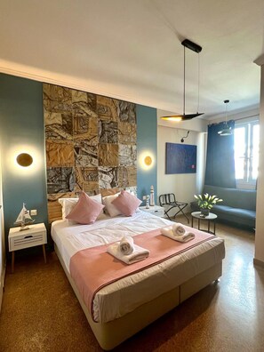 Iron/ironing board, free WiFi, bed sheets - Monastiraki 510 @SuperHost Hub (Athina)