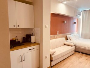 Interior - Monastiraki 506 @SuperHost Hub (Athina)
