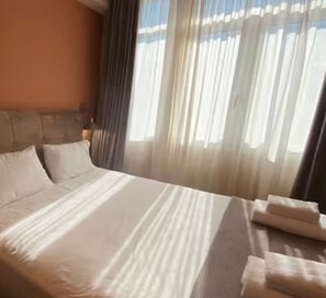 1 bedroom, desk, iron/ironing board, free WiFi - Monastiraki 503 @SuperHost Hub (Athina)