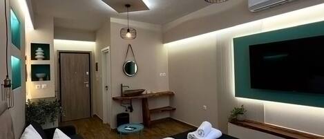 1 室のベッドルーム、アイロン / アイロン台、WiFi (無料)、ベッドシーツ
