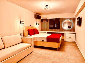 Desk, iron/ironing board, free WiFi, bed sheets - Loft  Athens 1 - 55m2 (Μενεμένη)