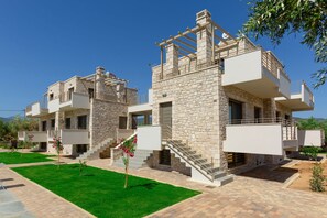 Exterior - Azari Lifetime Memories Villa 3 (Astros)