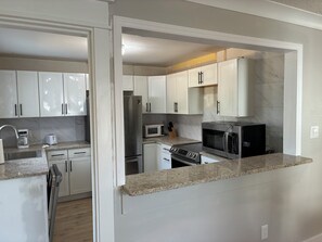 Unclassified image, 4 of 14, button - 3-bedroom house in tranquil Georgetown with views of Winyah Bay (Georgetown)