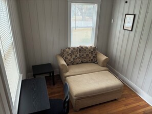 Luokittelematon kuva, 5 kautta 14, painike