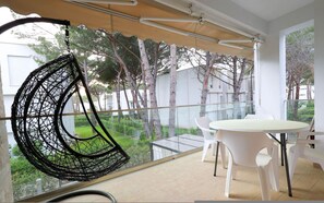 Outdoor dining - SanPietro Vacation Apartment 011 (Plazhi San Pietro)
