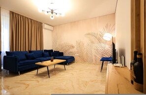 TV - SanPietro Vacation Apartment 029 (Plazhi San Pietro)