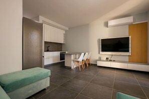 Interior - SanPietro Vacation Apartment 030 (Plazhi San Pietro)