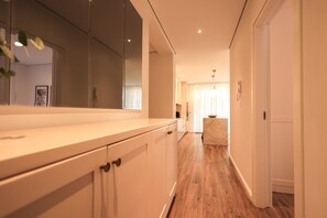 Interior - SanPietro Vacation Apartment 028 (Plazhi San Pietro)